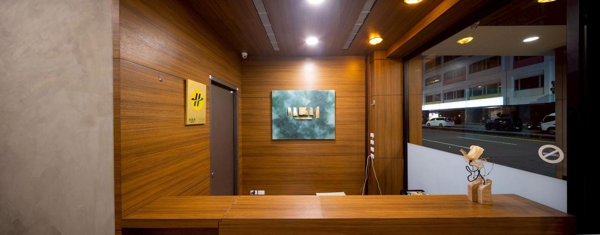 P Inn Tainan Eksteriør billede