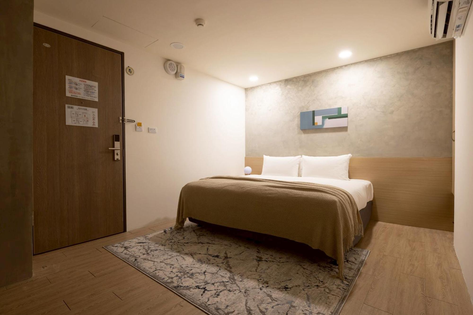 P Inn Tainan Eksteriør billede
